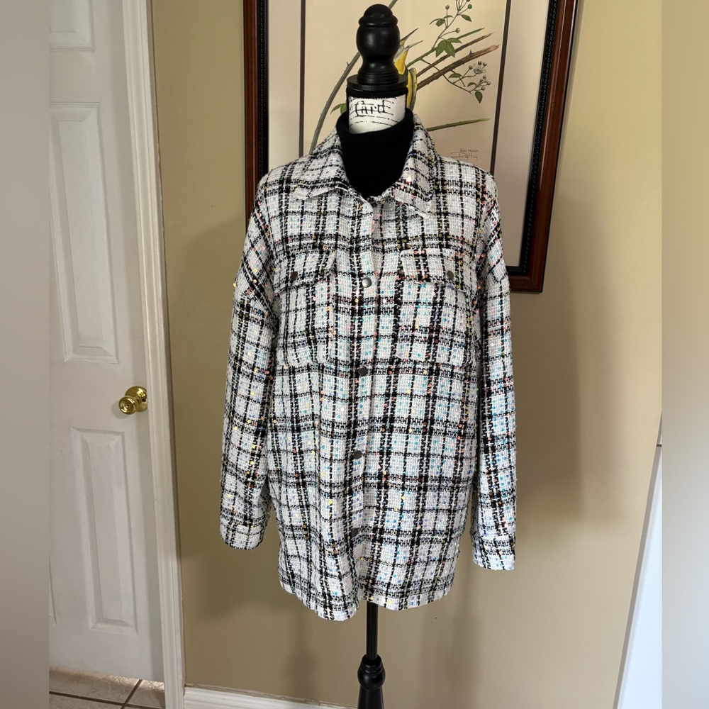 New with tags Boutique Sequin Black and White Lined Shacket Large L